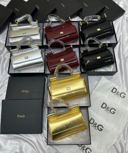 DOLCE & GABBANA