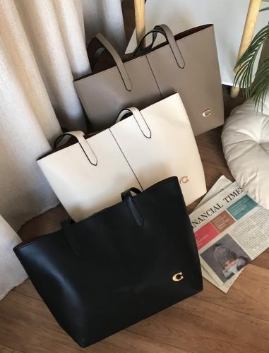 شنطة كوتش COACH