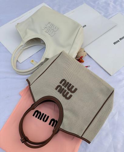 MIU MIU