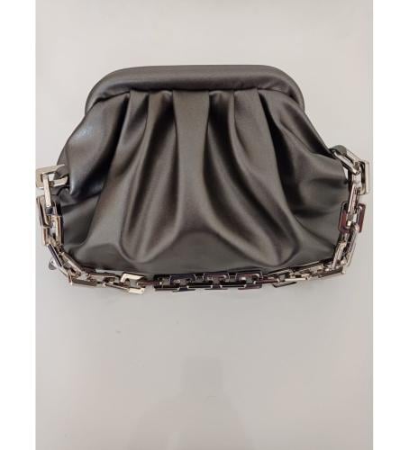 حقيبة نسائية فخمة