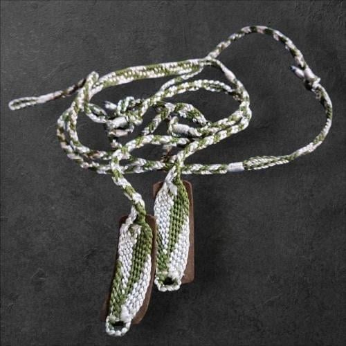 سبوق مع مربط مقلم الاخظر والرصاصي