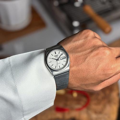 ساعة سيكو seiko