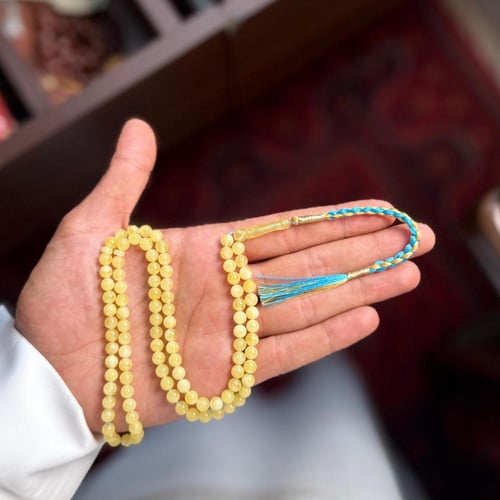 مسباح كهرمان طبيعي