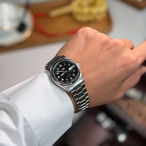 ساعة سيكو seiko