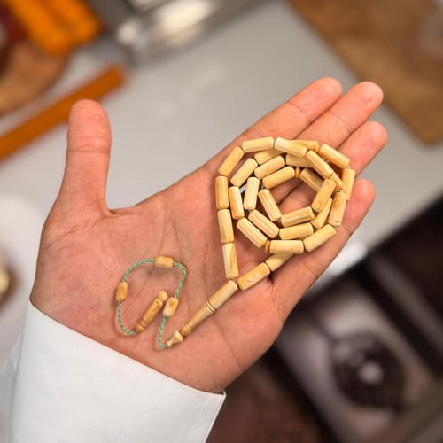 مسباح خشب الكوك