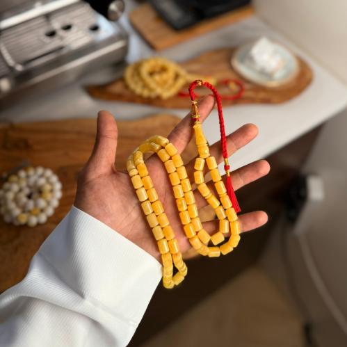 مسباح كهرمان طبيعي