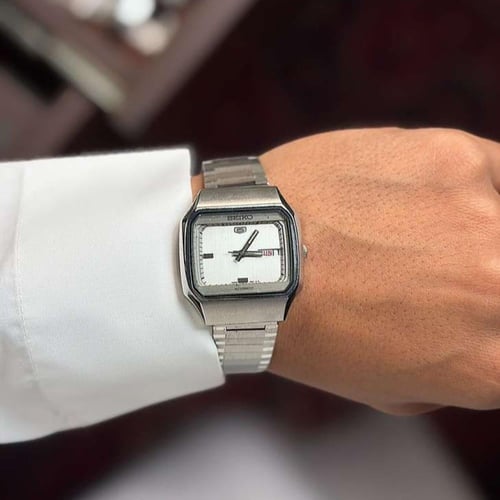 ساعة سيكو seiko