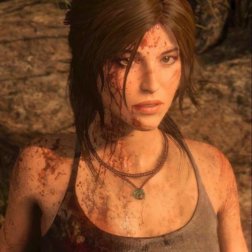 قلاده lara croft من لعبه Tomb raider