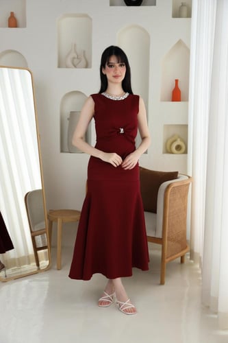 فستان نسائي كريب باربي انيق لون عودي