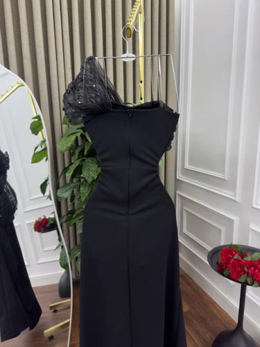 فستان سهره نسائي كريب لون اسود