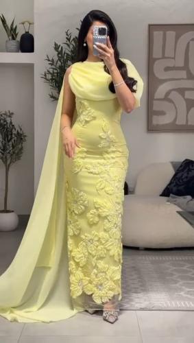 فستان سهره نسائي تل مطرز لون اصفر