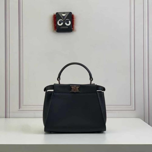 فندي Peekaboo مقاس 23cm