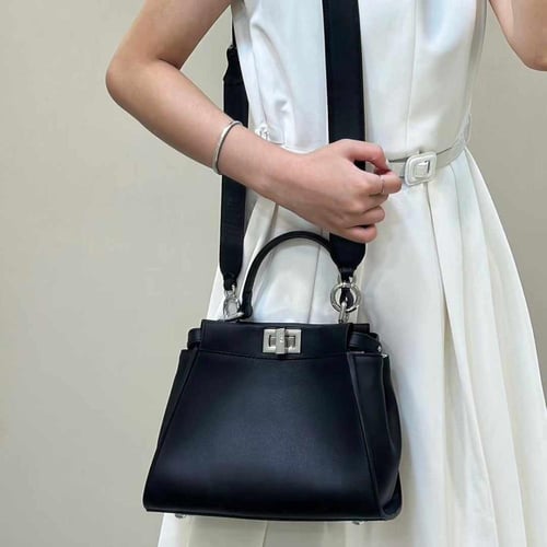 فندي Peekaboo مقاس 23cm