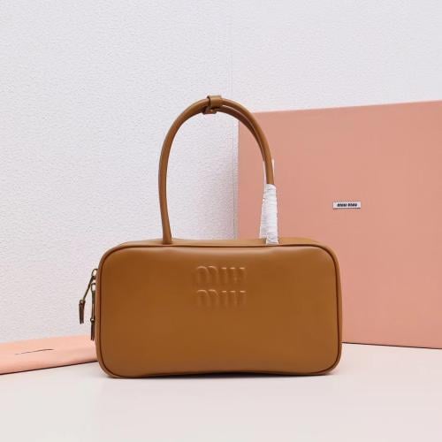 Miu Miu Beau size 30cm