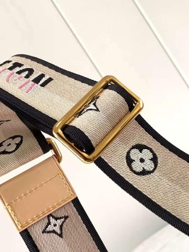 لوي فيتون Speedy Bandouliere 20 مقاس 20.5cm