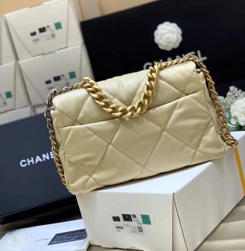 شانيل نايتين جلد كالف لذر مقاس cm26