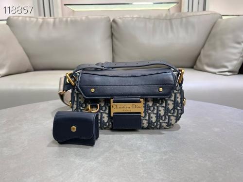 Streetchic Dior size 24cm