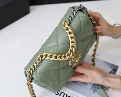 شانيل نايتين جلد كالف لذر مقاس cm26