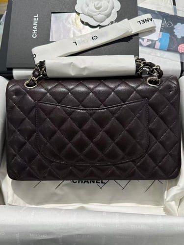 شانيل كلاسيك بني غامق مقاس cm25