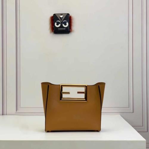 فندي Way مقاس 20cm