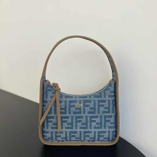 فندي Fendessence مقاس28cm