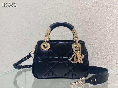 ليدي ديور ميني مقاس 20 cm