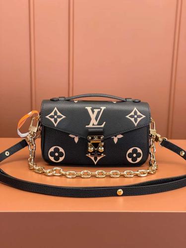 لوي فيتون Pochette Metis East West مقاس 21.5cm