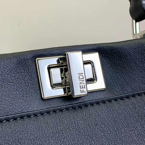 فندي Peekaboo مقاس 23cm