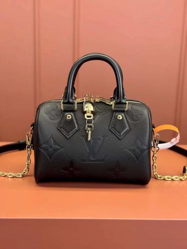 لوي فيتون Speedy Bandouliere 20 مقاس 20cm