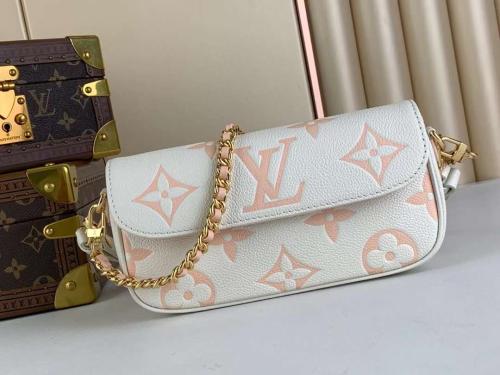 لوي فيتون Wallet On Chain Ivy مقاس cm23.5