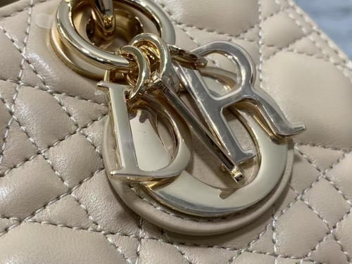 ليدي ديور جوي مقاس cm22