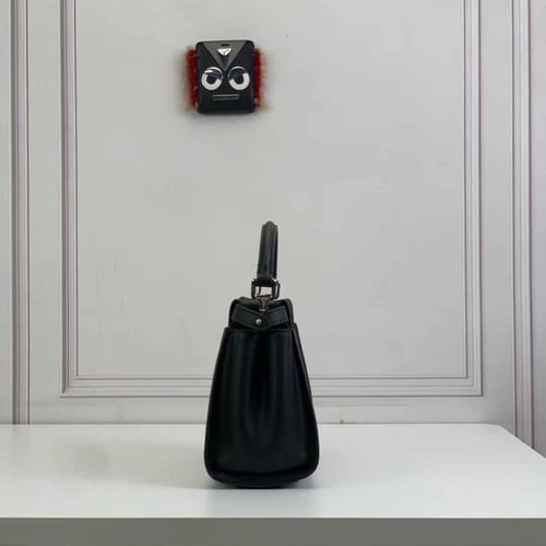 فندي Peekaboo مقاس 23cm