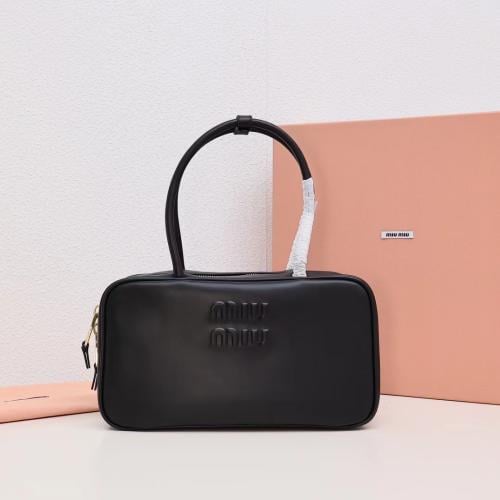 Miu Miu Beau size 30cm