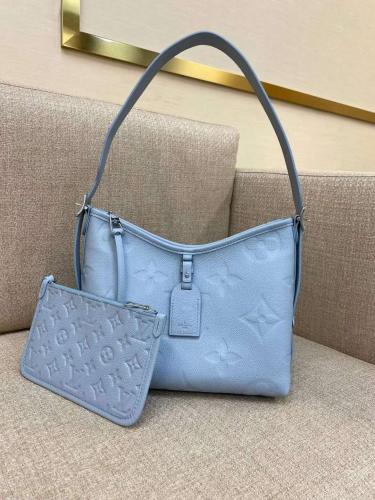 لوي فيتون Carry All PM مقاس 29cm