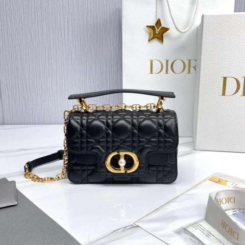 ديور Jolie مقاس 19 cm