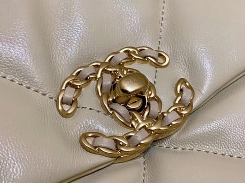 شانيل نايتين جلد كالف لذر مقاس cm26