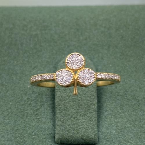 خاتم الماس بلمسه عصريه بوزن 0.17 قيراط