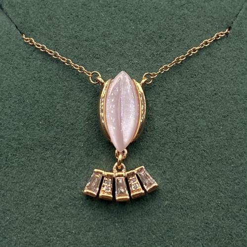 تعليقه الماس بوزن 0.11 قيراط على حجر الاوبال الاني...