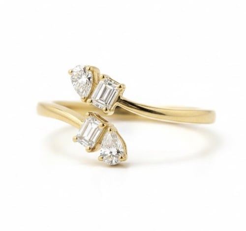 خاتم الماس سوليتير فخم بتصميم متقاطع