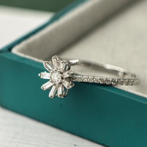 خاتم الماس تصميم زهرة ناعم