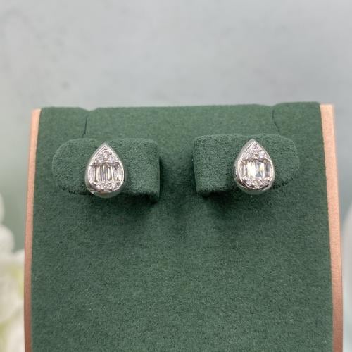 حلق الماس ناعم بوزن 0.23 قيراط