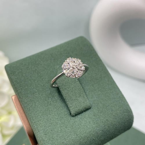 خاتم الماس تصميم كلاسيكي بوزن 0.31 قيراط