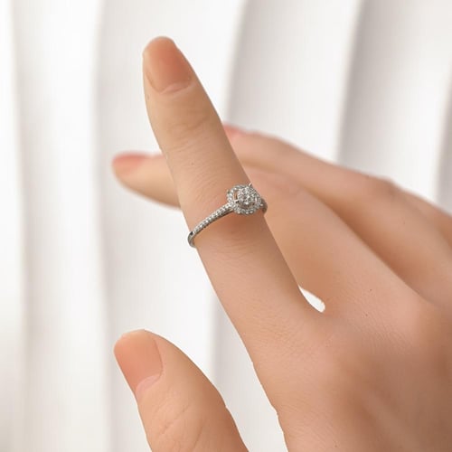 خاتم الماس وردة هالة