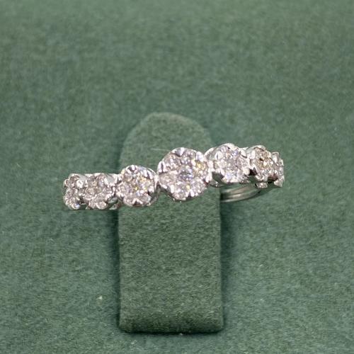 خاتم الماس بلمسه عصريه بوزن 0.28 قيراط