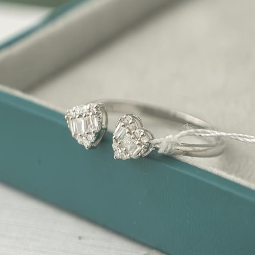 خاتم الماس قلب مفتوح تصميم عصري فخم