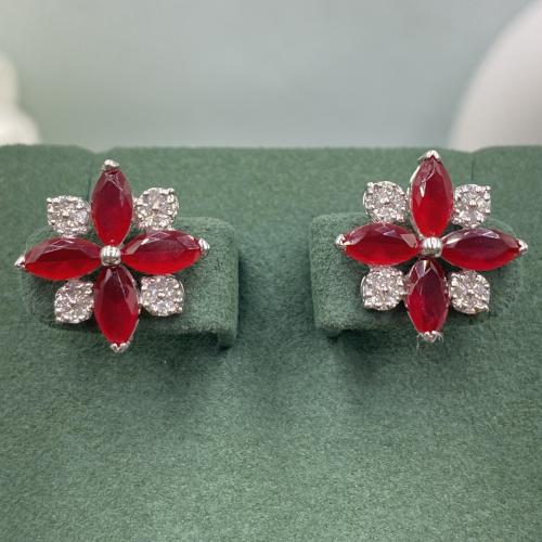 حلق الماس حديث بوزن 0.22 قيراط