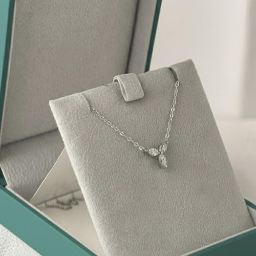 تعليقة الماس سلسة ناعمة قصة ثلاثي الماركيز