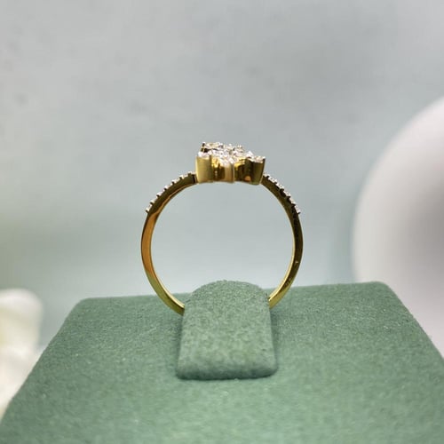 خاتم الماس حديث بوزن 0.32 قيراط