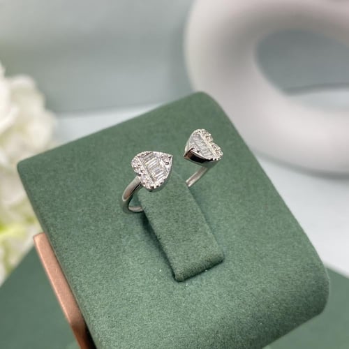 خاتم الماس تصميم قلب بوزن 0.27 قيراط