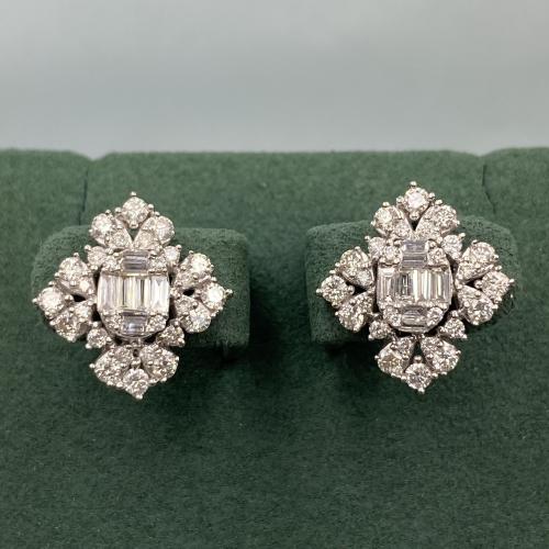 حلق الماس ناعم بوزن 1.51 قيراط